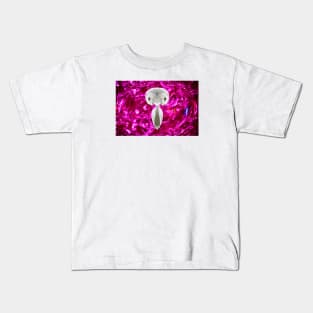 Alien pink / Swiss Artwork Photography Kids T-Shirt